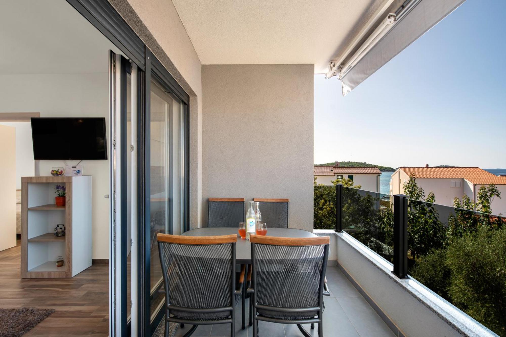 Apartments Boomerang Rogoznica  Pokoj fotografie