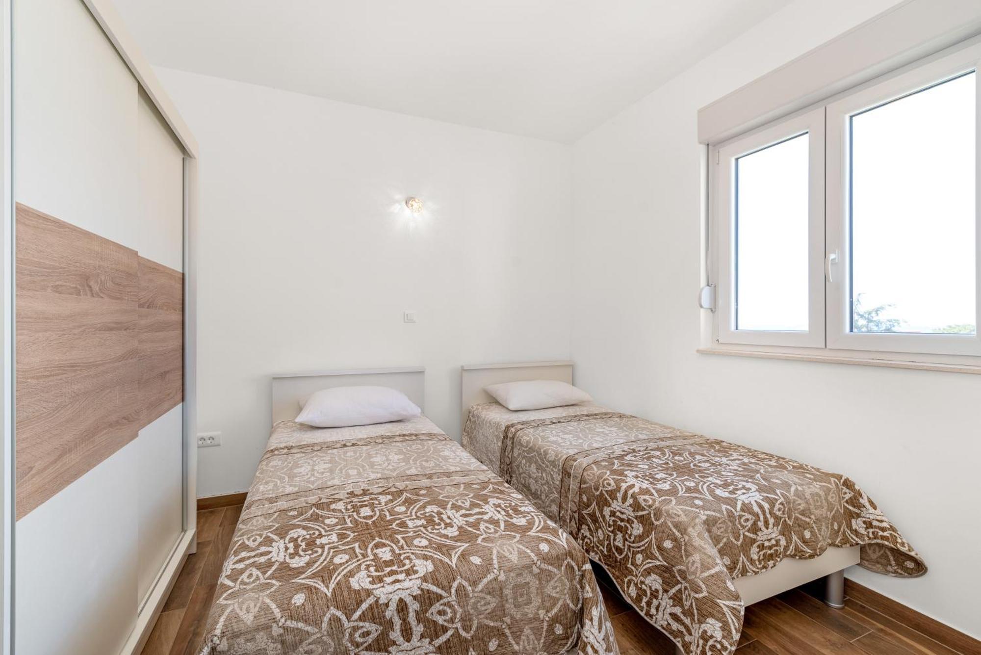 Apartments Boomerang Rogoznica  Pokoj fotografie