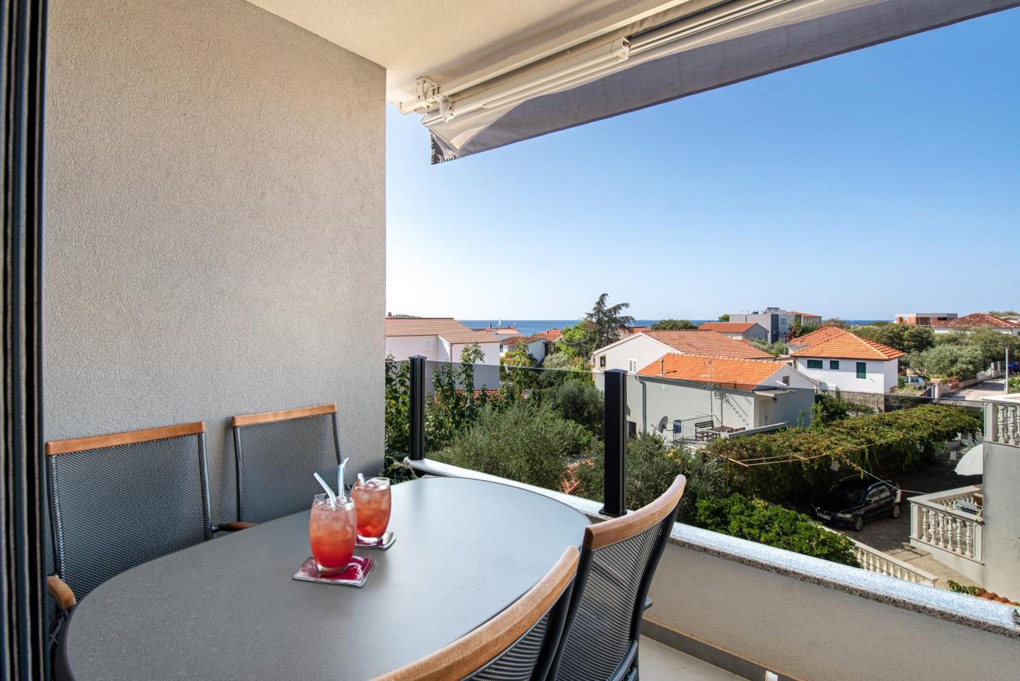 Apartments Boomerang Rogoznica  Pokoj fotografie